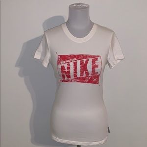 🔴SOLD🔴 Nike Run Unleashed Tee